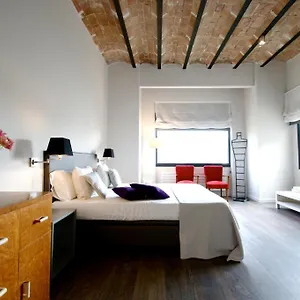 https://deco-diagonal-apartments.topbarcelonahotels.com