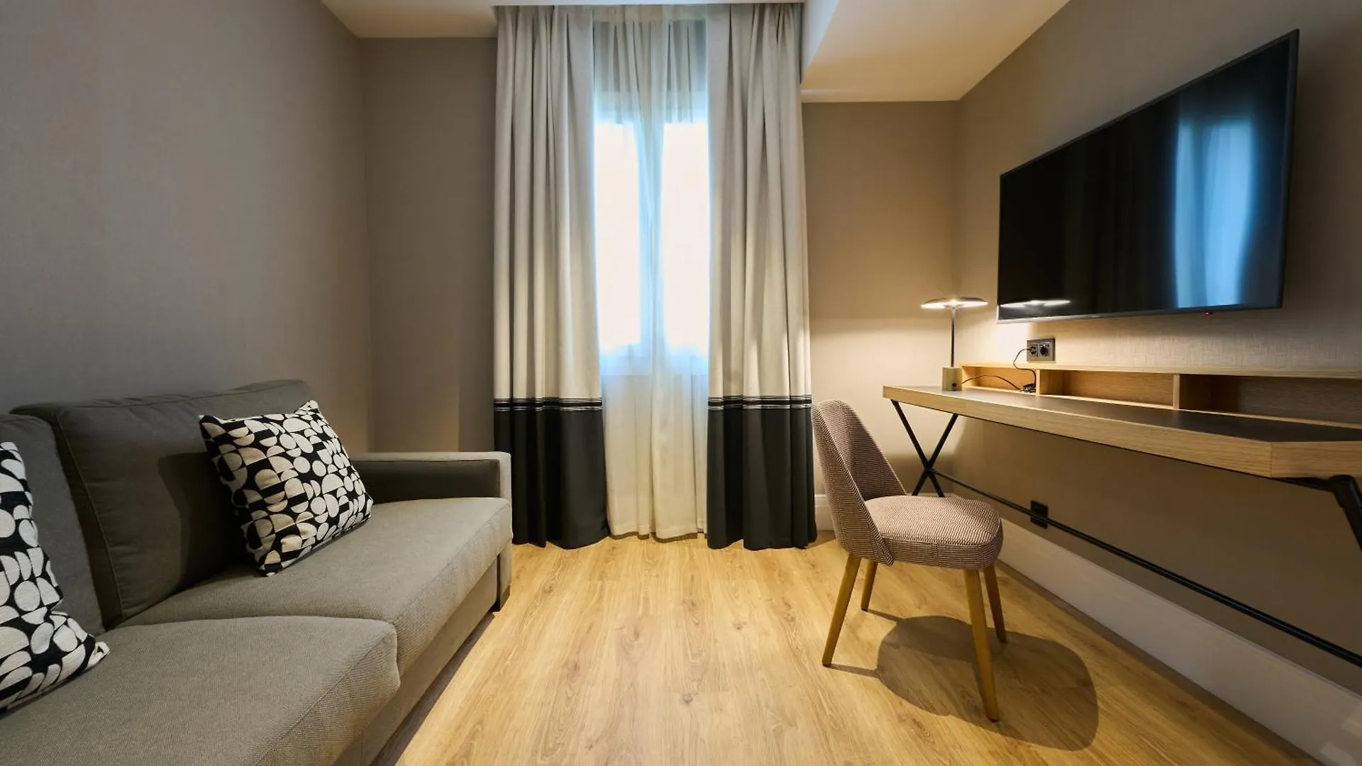 Catalonia Ramblas 4* Sup Barcelona Hotel