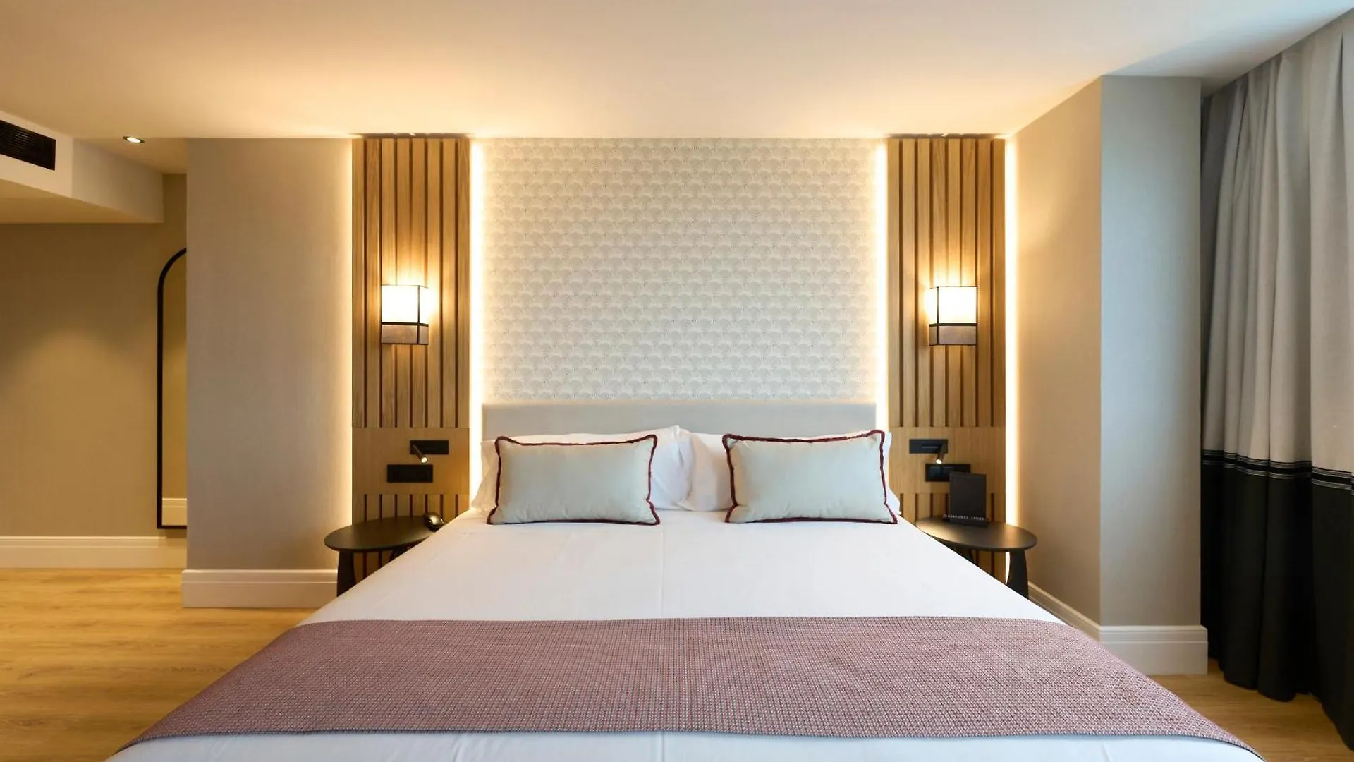Catalonia Ramblas 4* Sup Barcellona Hotel